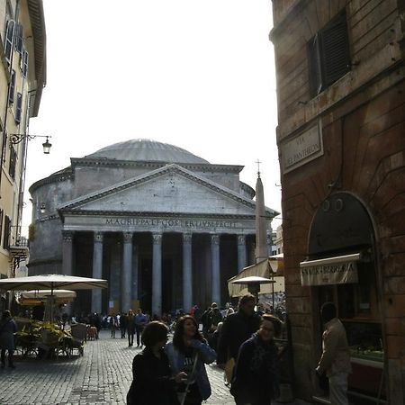 Apartamento Pantheon Domus Valentino Roma Exterior foto