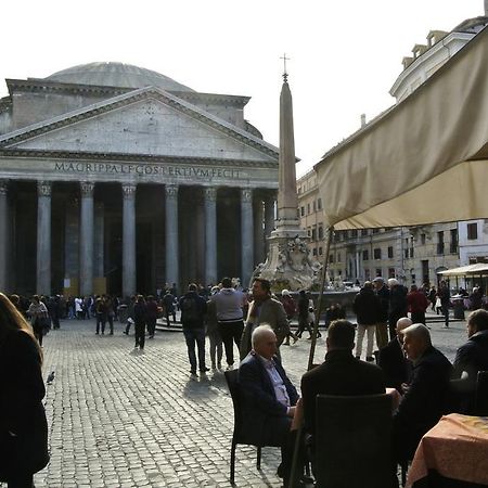 Apartamento Pantheon Domus Valentino Roma Exterior foto