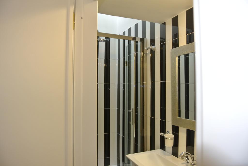 Apartamento Pantheon Domus Valentino Roma Exterior foto